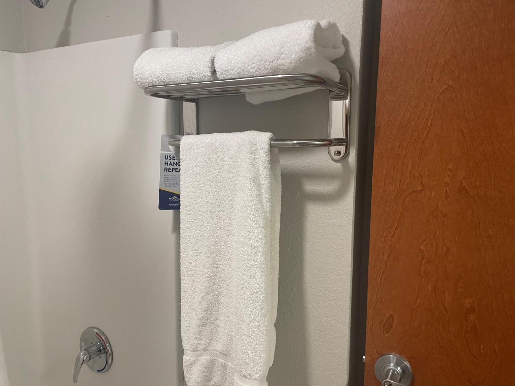 Microtel Inn & Suites By Wyndham Liberty Ne Kansas City Area Экстерьер фото